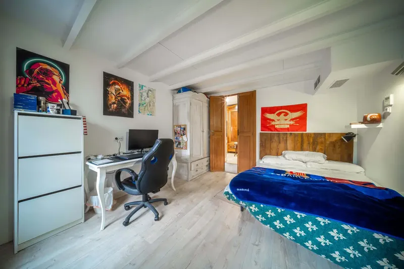 Exclusive Industrial-Style Ground Floor in the Heart of Sineu — photo 10