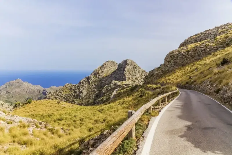 Acquiring this property is owning an authentic part of Mallorca - located in one of the most isolated areas of the Tramuntana, just after — photo 11