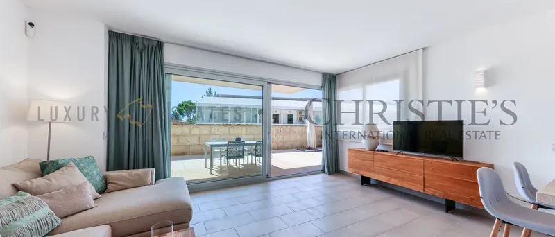 Apartment in Camp de Mar with a large private terrace near the beach — photo 1