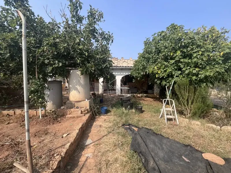 Charming country house located in the quiet area of Sa Gruta, between S'Illot and Cala Morlanda, just 10 minutes from the beach. — photo 1