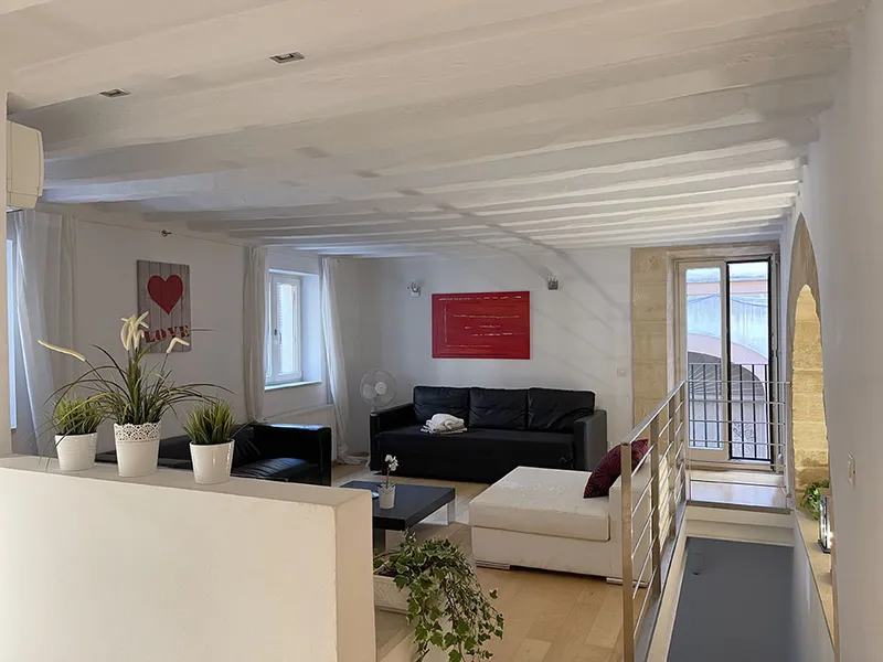 Elegant duplex flat with 2 bedrooms and 2 bathrooms in La Lonja area, Palma — photo 4