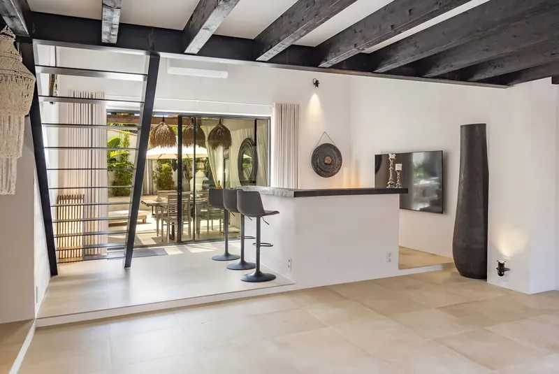 Renovated townhouse with courtyard & guest annex – Alcúdia Old Town — photo 8