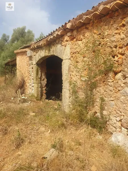 IKV00499-1. Rustic estate for sale in Sencelles, near the hamlet of Cas Canar, with general rustic classification and suitable for construction — photo 1