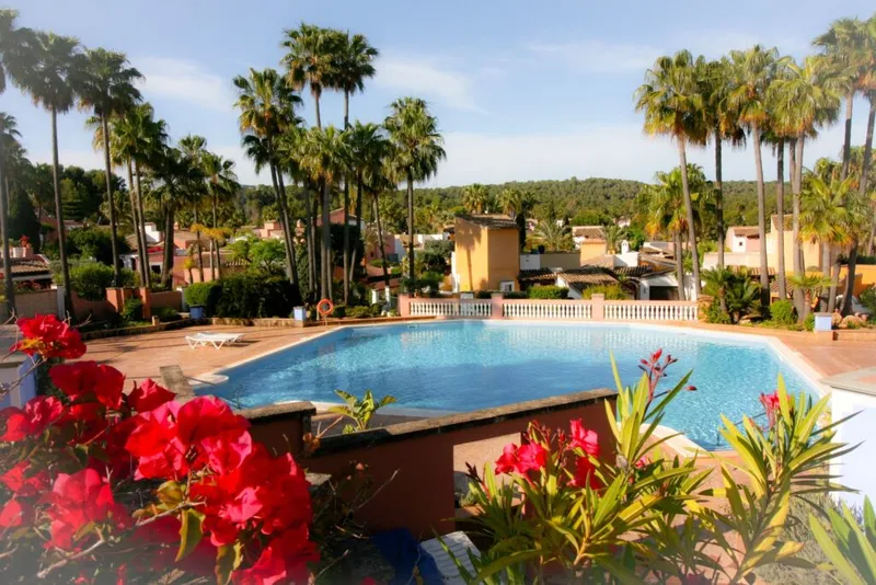 Villa in Santa Ponsa — photo 1