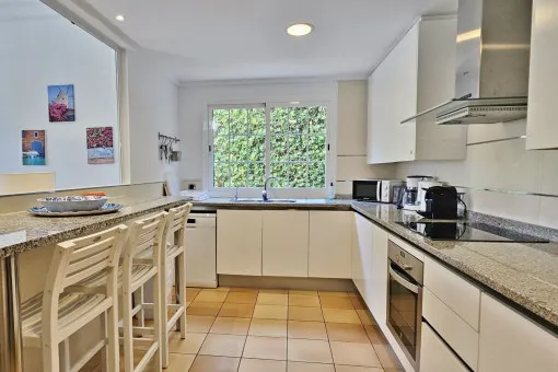 Cala d'Or, exclusive seafront villa with holiday rental license near Cala Gran — photo 9