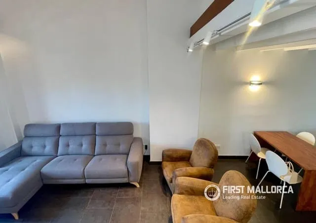 Penthouse for rent in Cort, Palma de Mallorca, Mallorca — photo 1