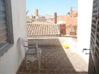 Typical Mallorcan village house with terraces and courtyard in Felanitx ---- DH 30 UK — photo 4