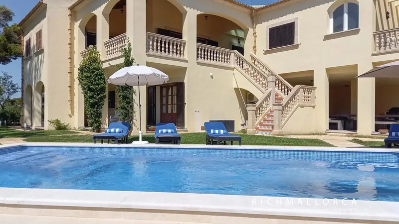 Deluxe villa with rental licence in Playa de Muro — photo 5