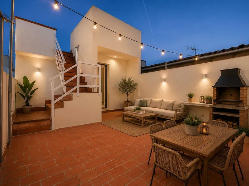 House to update near the sea with parking and terraces — photo 5