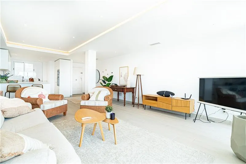 Fully renovated seafront apartment — photo 4