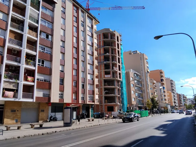 Oportunidad Inversión en Calle Aragón (Son Canals-Els Hostalets) : Quinto piso exterior con aascenso — photo 2