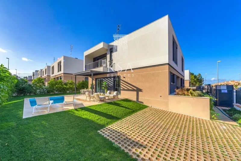 House — photo 2
