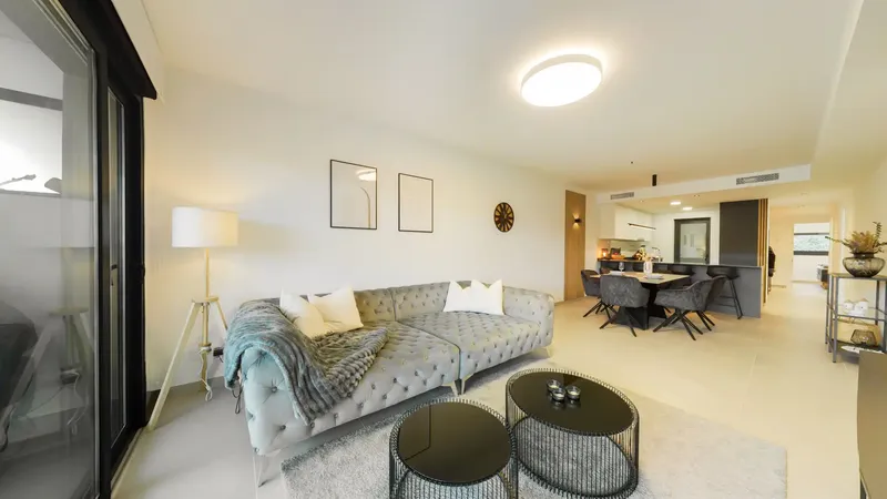 A few steps from the turquoise waters of the idyllic Font de Sa Cala bay, a ground-floor apartment combining modern design, comfort and Mediterranean quality of life awaits you. — photo 3