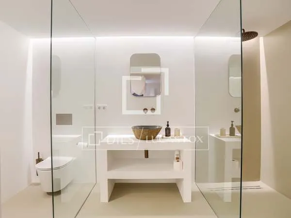 588m² house / villa for sale in Establiments — photo 8