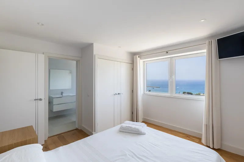 Modern villa for sale with sea views in Costa d'en Blanes — photo 6