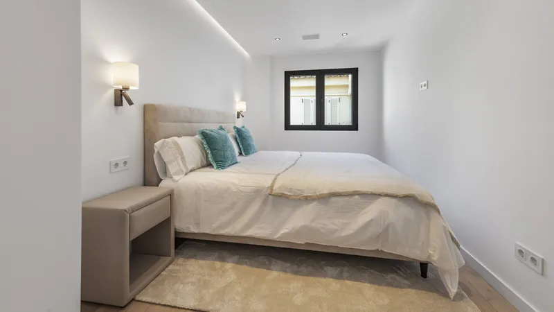 Exclusive penthouse for sale in Cas Catala with sea views: Modernized and elegant — photo 11