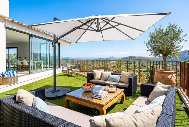 Contemporary villa with ETV license and breathtaking views for sale in Pollensa, Mallorca — photo 5