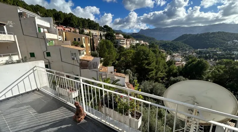 Apartment with terrace in the Port of Soller — photo 4