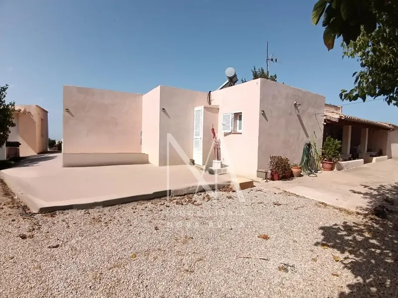 Rustic finca for sale of 179 m2 with a plot of 6,200 m2 in the privileged surroundings of Sencelles — photo 2