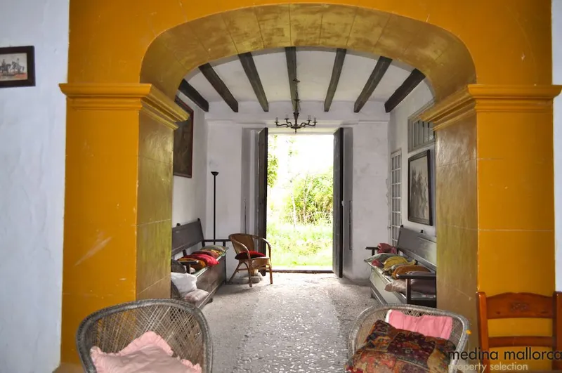 Rustic finca in Puigpunyent with panoramic views — photo 6