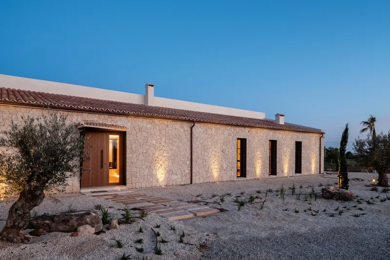 Newly built villa with swimming pool and fantastic location in Campos — photo 2