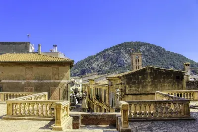 Building in Pollensa — photo 1