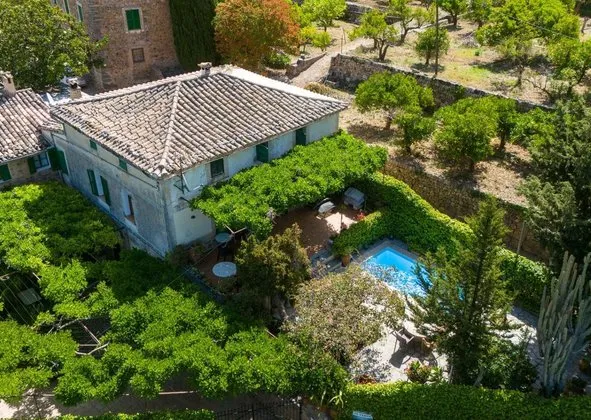 Estate in Fornalutx — photo 1