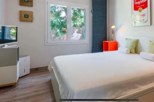 Cala Mandia, beach house with 3 bedrooms, 2 bathrooms, saltwater pool and air conditioning — photo 10