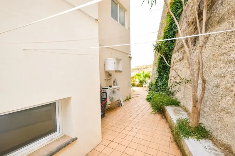Apartment for sale in the San Agustín area. With 80m2 built including terrace of about 30m2, it has: — photo 8