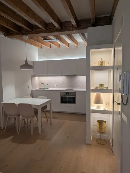 Temporary Professional Rental - One bedroom in La Lonja, with communal terrace — photo 11
