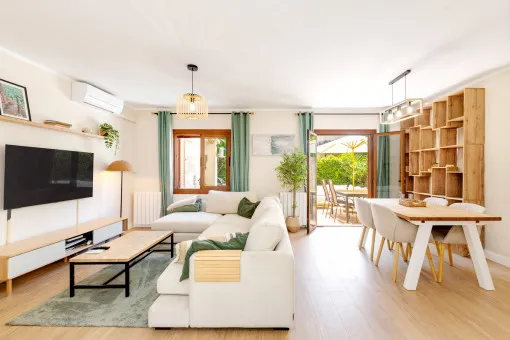 Santa Ponsa, Charming townhouse in Santa Ponsa – beachside living with restaurants and shops nearby — photo 1