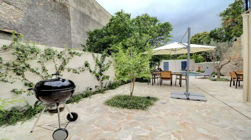 Elegant Townhouse with Pool in the Heart of Pollensa Old Town, with Rental License — photo 6