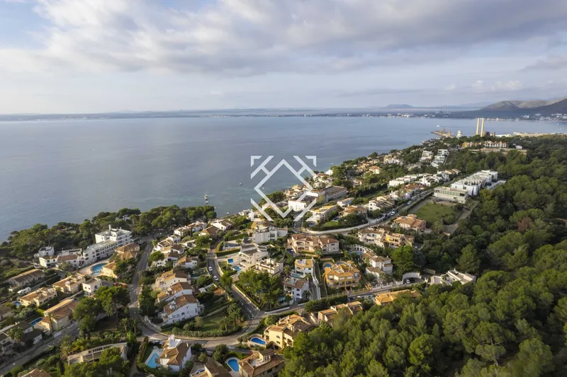 Rustic plot with basic project and building licence for sale in Alcúdia, Mallorca. — photo 6