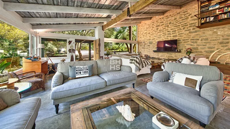 Rustic Finca for sale in Cala Mesquida — photo 11