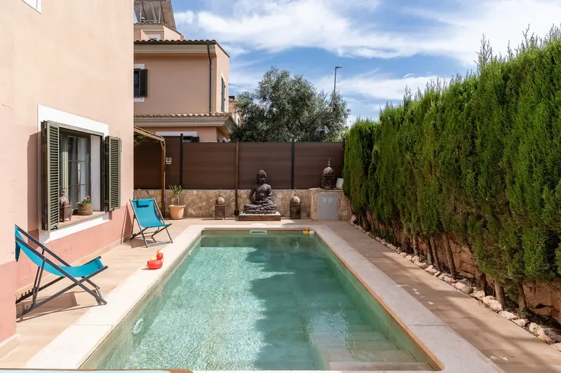 Charming townhouse with private garden and pool in Puig de Ros — photo 6