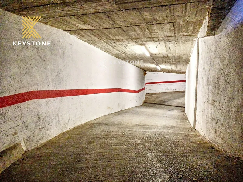 Garage — photo 8