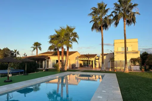 Ses Salines, Idyllic finca with large pool and extensive grounds near Ses Salines — photo 1