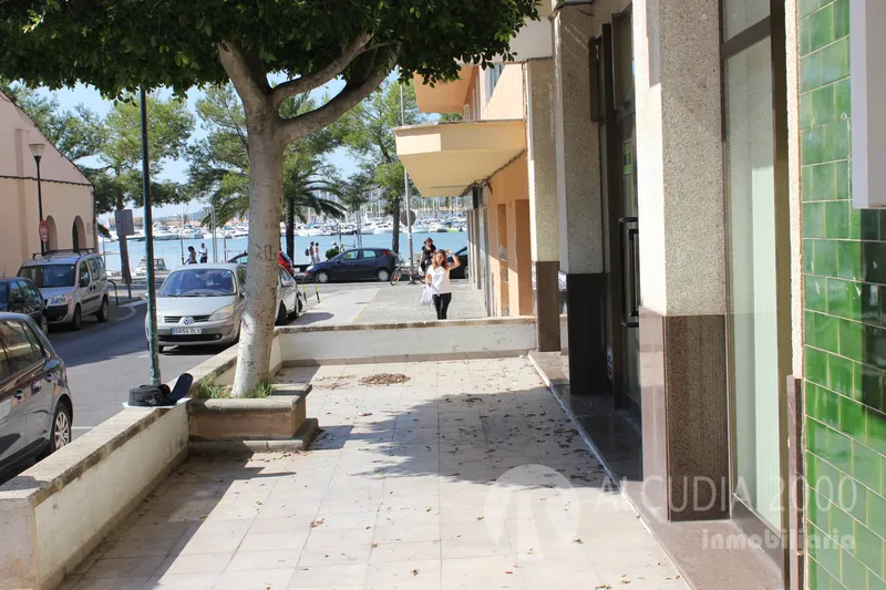 Business premise — photo 2