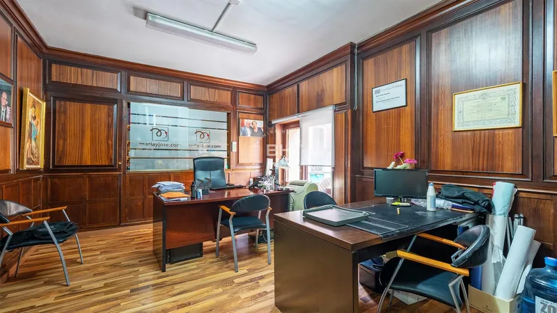 Commercial Premises for sale in Plaza del Olivar — photo 3
