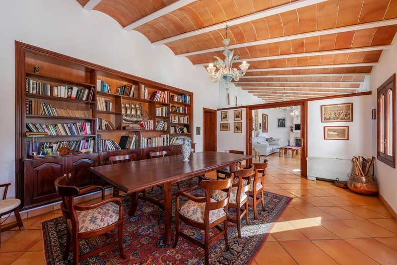 Santanyi quiet location country property for sale with guest house and many special features — photo 11