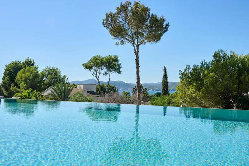 Fantastic newly built villa with unique panoramic sea and mountain views in Santa Ponsa - Marcel Remus Real Estate — photo 4