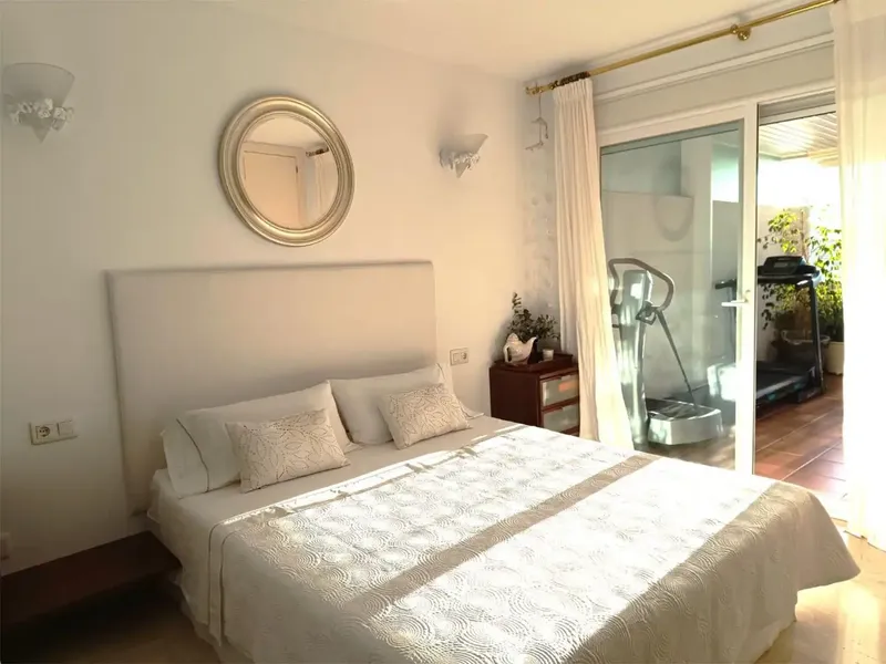 Spectacular Sunny Apartment with Large Glass Terrace in Maioris Décima (Llucmajor) — photo 11