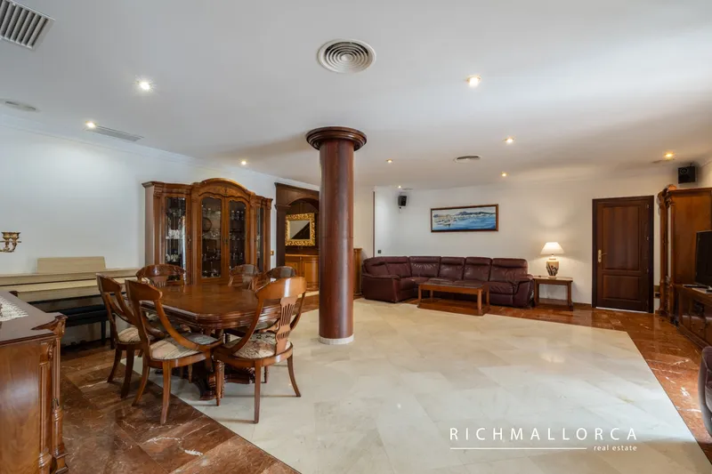 Exclusive family home with garden and pool in central El Toro, near Port Adriano — photo 9