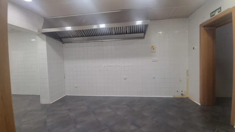Commercial property in Llucmajor — photo 9