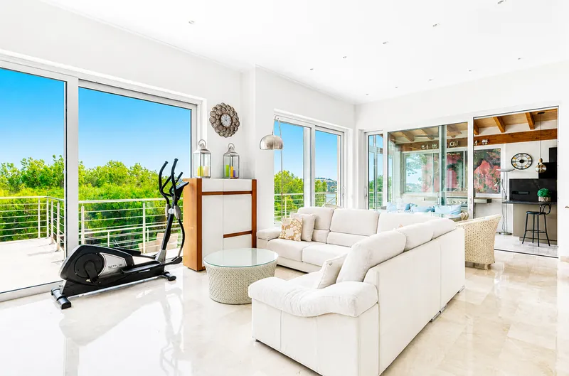 Luxury villa with sea views in Costa de la Calma — photo 12