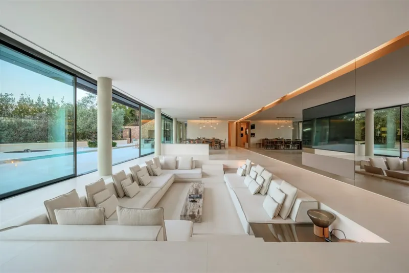 Architectural Masterpiece in Son Vida — photo 11