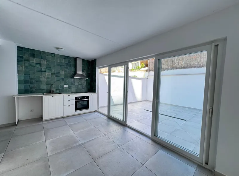 Ground floor for sale in Camp D'En Serralta — photo 1