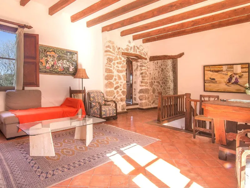 19th-century Mallorcan estate in need of renovation with sea views — photo 7