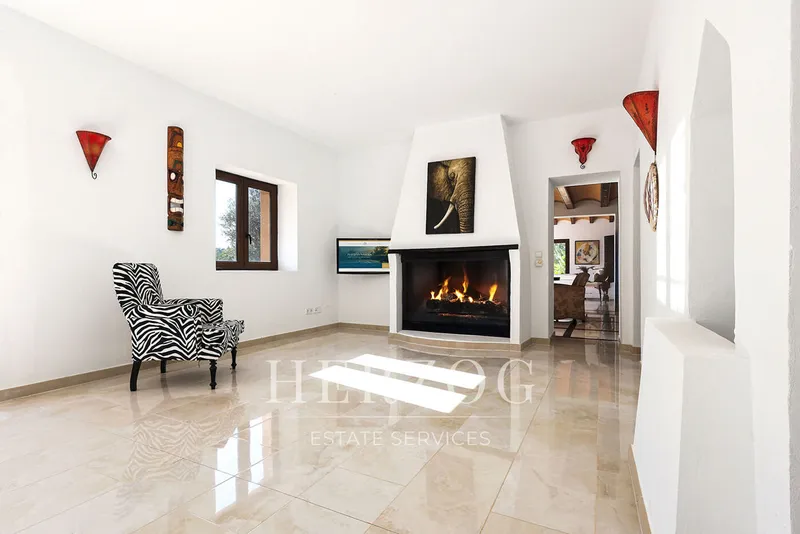 Exclusive property with 13 hectares of land in an exposed location in Montuïri — photo 3