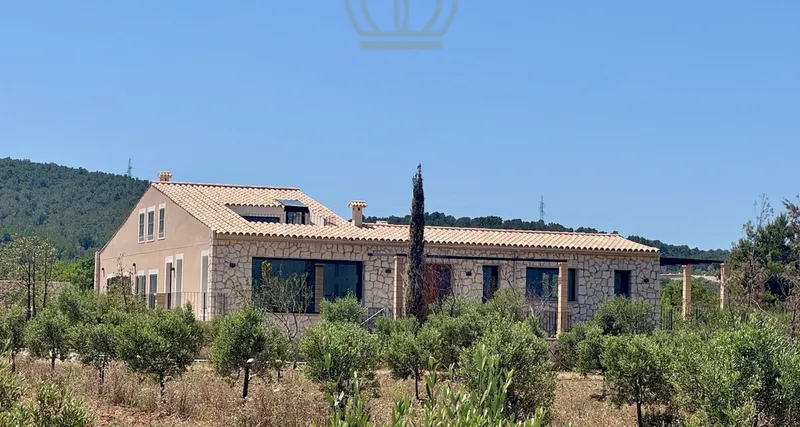 Beautiful new build finca near Santa Eugenia with large fertile garden and views of... — photo 1